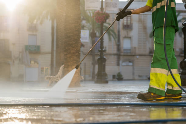 Best Gutter Cleaning  in Madisonville, TX